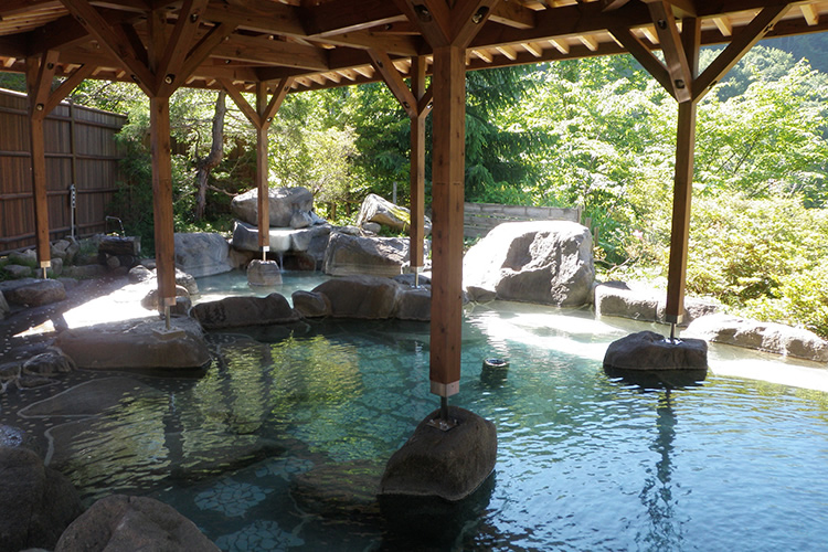 “Kamitakaranoyu hot spring”